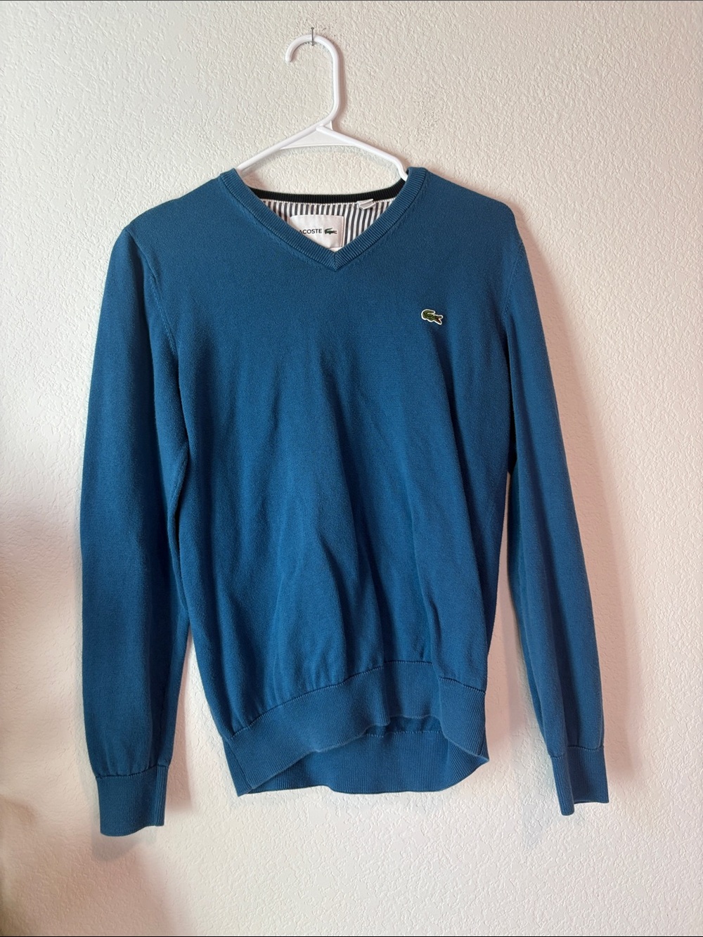 Lacoste Men's Teal Blue V-Neck Sweater medium